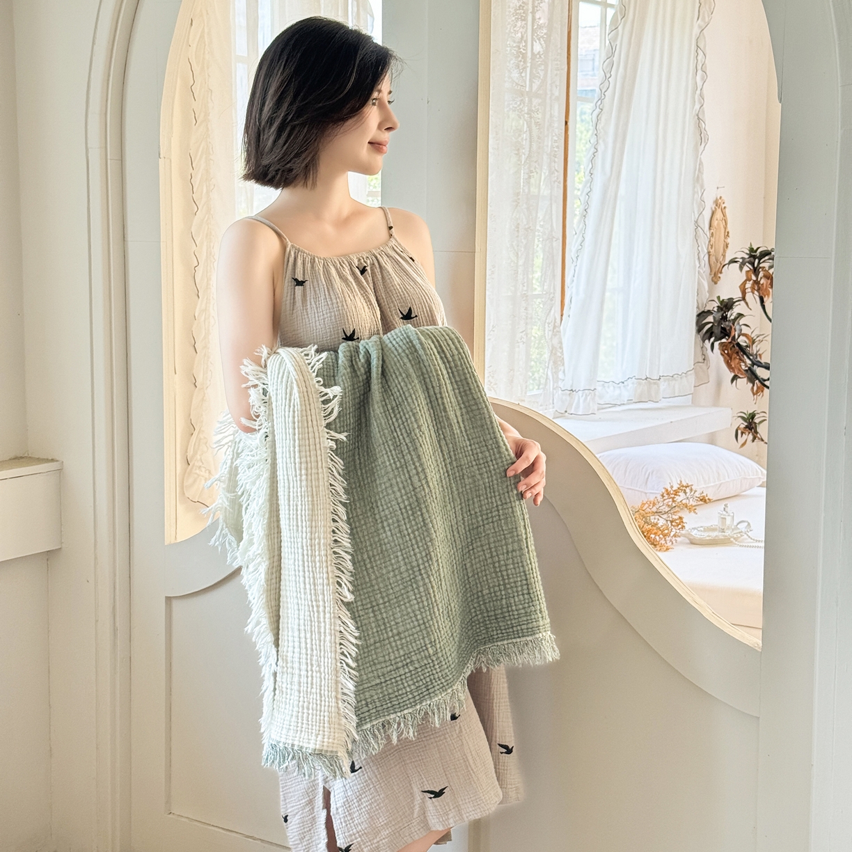 91家纺网 家纺一手货源 找家纺 佰亿莱2026新款全棉四层纱流苏毯纯棉夏被盖毯空调毯 深绿色