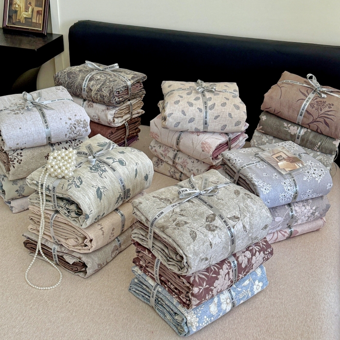 91家纺网 家纺一手货源 找家纺 金梦拉家纺 2025秋冬爆款新品高克重加厚原麻亚麻皱皱纱印花四件套 组合图仅做展示