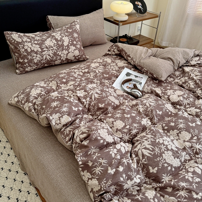 91家纺网 家纺一手货源 找家纺 金梦拉家纺 2025秋冬爆款新品高克重加厚原麻亚麻皱皱纱印花四件套 枫林晚