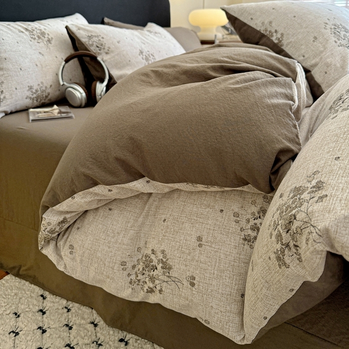 91家纺网 家纺一手货源 找家纺 金梦拉家纺 2025秋冬爆款新品高克重加厚原麻亚麻皱皱纱印花四件套 复古花