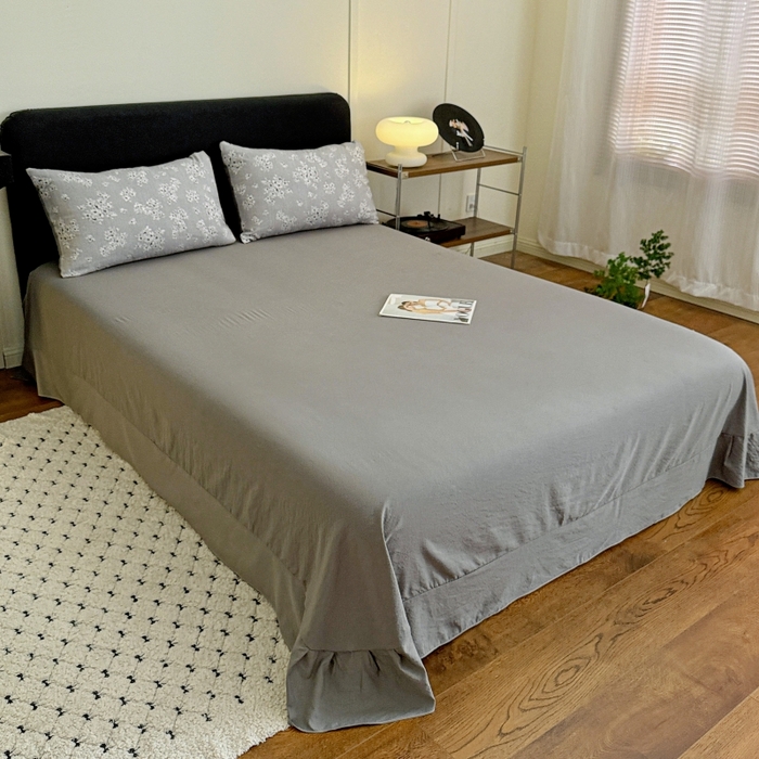 91家纺网 家纺一手货源 找家纺 金梦拉家纺 2025秋冬爆款新品高克重加厚原麻亚麻皱皱纱印花四件套 灰调