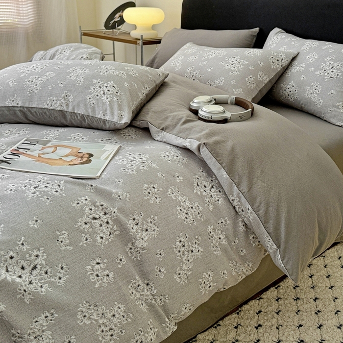 91家纺网 家纺一手货源 找家纺 金梦拉家纺 2025秋冬爆款新品高克重加厚原麻亚麻皱皱纱印花四件套 灰调