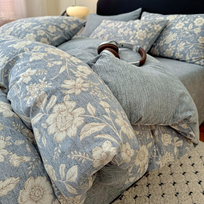 91家纺网 家纺一手货源 找家纺 金梦拉家纺 2025秋冬爆款新品高克重加厚原麻亚麻皱皱纱印花四件套 兰兮