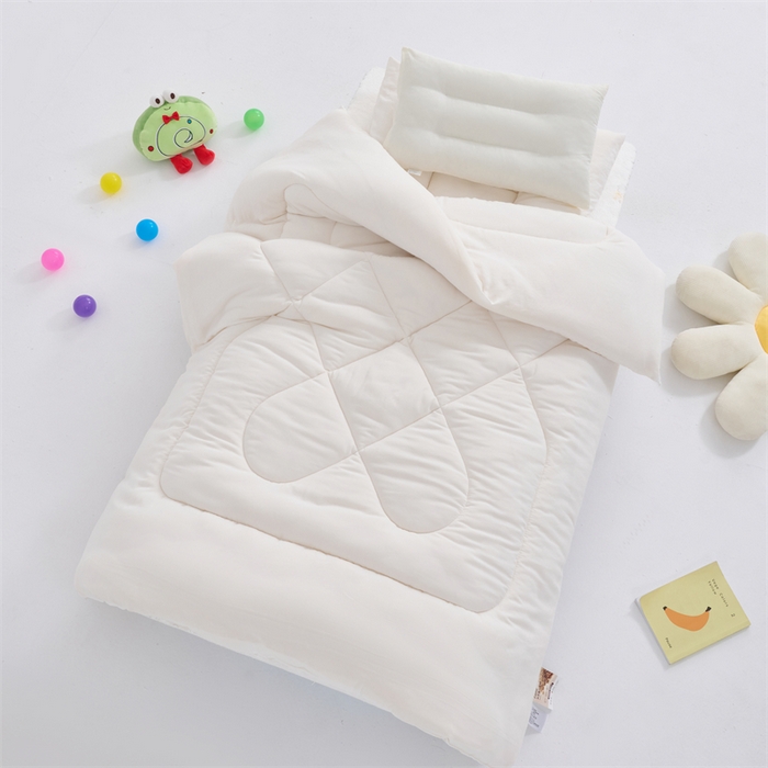 91家纺网 家纺一手货源 找家纺 （总）嗨皮宝贝 2025新款儿童幼儿园套件内胆水洗棉大豆被芯系列被子三件套垫芯垫被