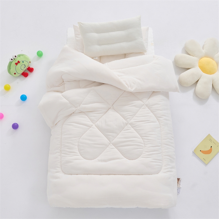 91家纺网 家纺一手货源 找家纺 （总）嗨皮宝贝 2025新款儿童幼儿园套件内胆水洗棉大豆被芯系列被子三件套垫芯垫被