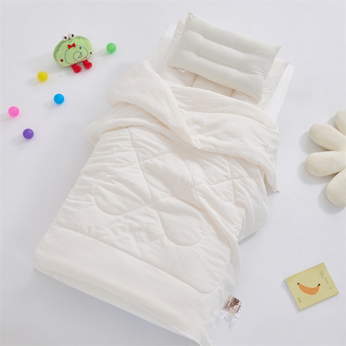 91家纺网 家纺一手货源 找家纺 （总）嗨皮宝贝 2025新款儿童幼儿园套件内胆水洗棉大豆被芯系列被子三件套垫芯垫被