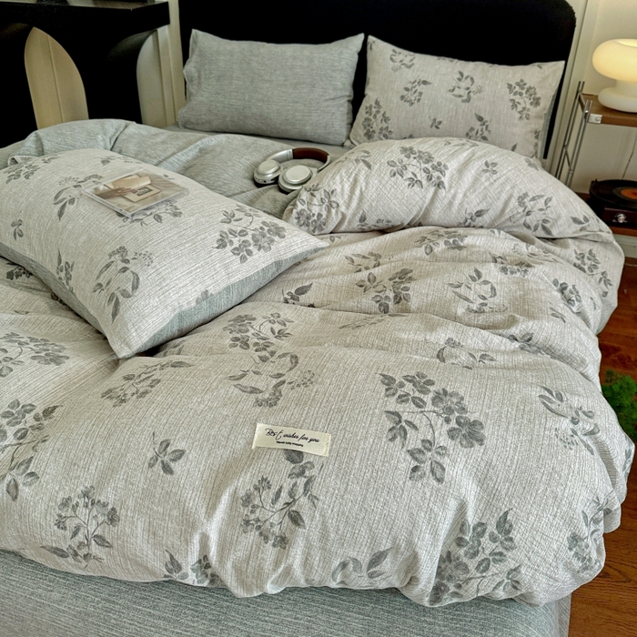 91家纺网 家纺一手货源 找家纺 金梦拉家纺 2025秋冬爆款新品高克重加厚原麻亚麻皱皱纱印花四件套 篱落