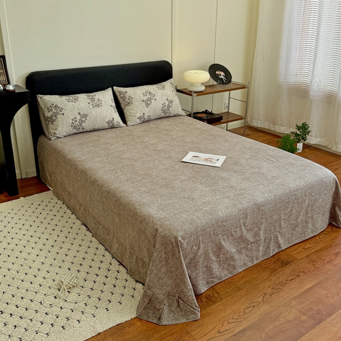 91家纺网 家纺一手货源 找家纺 金梦拉家纺 2025秋冬爆款新品高克重加厚原麻亚麻皱皱纱印花四件套 曼咖