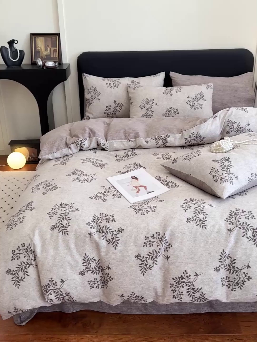 91家纺网 家纺一手货源 找家纺 金梦拉家纺 2025秋冬爆款新品高克重加厚原麻亚麻皱皱纱印花四件套 曼咖