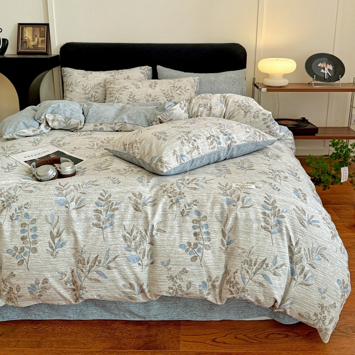 91家纺网 家纺一手货源 找家纺 金梦拉家纺 2025秋冬爆款新品高克重加厚原麻亚麻皱皱纱印花四件套 蔓叶兰