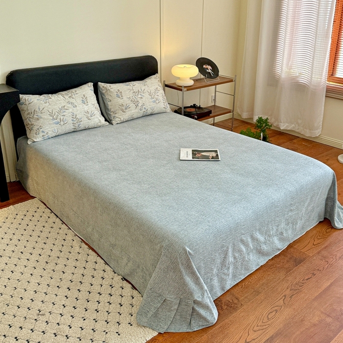 91家纺网 家纺一手货源 找家纺 金梦拉家纺 2025秋冬爆款新品高克重加厚原麻亚麻皱皱纱印花四件套 蔓叶兰