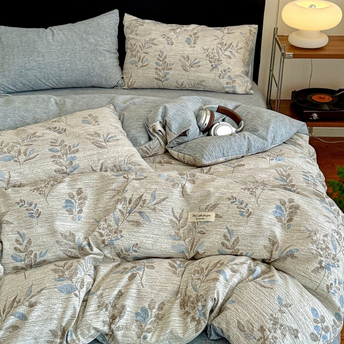 91家纺网 家纺一手货源 找家纺 金梦拉家纺 2025秋冬爆款新品高克重加厚原麻亚麻皱皱纱印花四件套 蔓叶兰