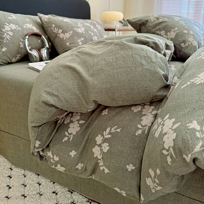 91家纺网 家纺一手货源 找家纺 金梦拉家纺 2025秋冬爆款新品高克重加厚原麻亚麻皱皱纱印花四件套 秘境绿