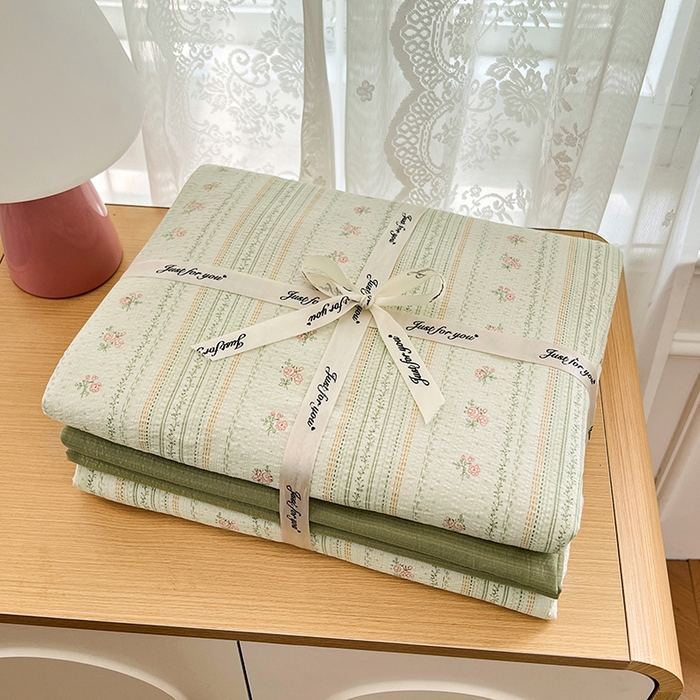 91家纺网 家纺一手货源 找家纺 梦卓家纺 2025新款超柔云感双层纱四件套 木槿绿