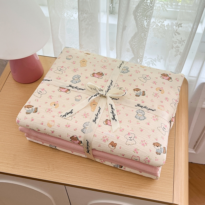 91家纺网 家纺一手货源 找家纺 梦卓家纺 2025新款超柔云感双层纱四件套 泡芙小狗