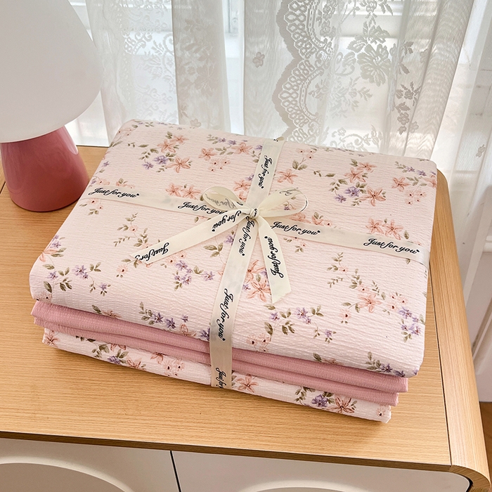 91家纺网 家纺一手货源 找家纺 梦卓家纺 2025新款超柔云感双层纱四件套 风信铃