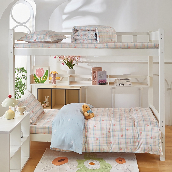 91家纺网 家纺一手货源 找家纺 安逸家纺 2024新款全棉学生三件套纯棉学生宿舍三件套 草莓派