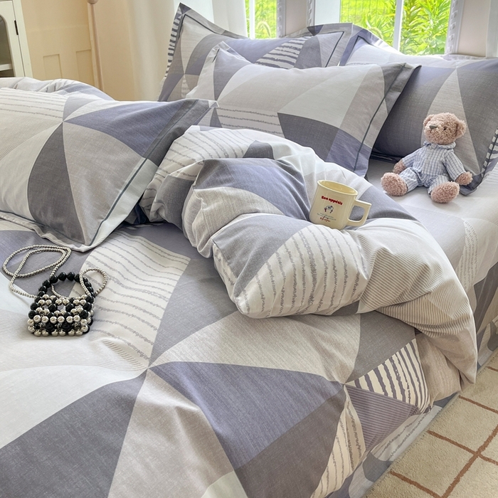 91家纺网 家纺一手货源 找家纺 莱通家纺 2025新款新疆棉加厚生态磨毛印花单被套 创意几何