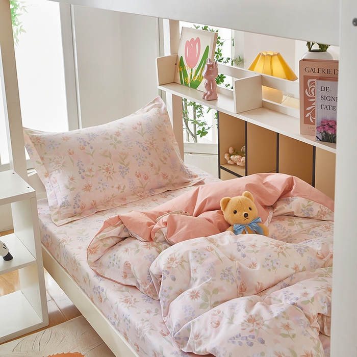 91家纺网 家纺一手货源 找家纺 安逸家纺 2024新款全棉学生三件套纯棉学生宿舍三件套 微风徐徐