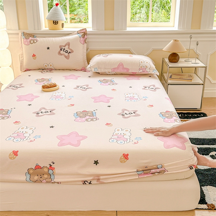 91家纺网 家纺一手货源 找家纺 帛织澜家纺 2025新款喷气12868系列纯棉印花单床笠 星星兔