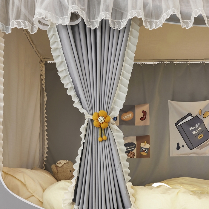 91家纺网 家纺一手货源 找家纺 夏彩 2025新款植绒布蕾丝绣花强遮光铁艺支架学生蚊帐-88625 88625-青术灰