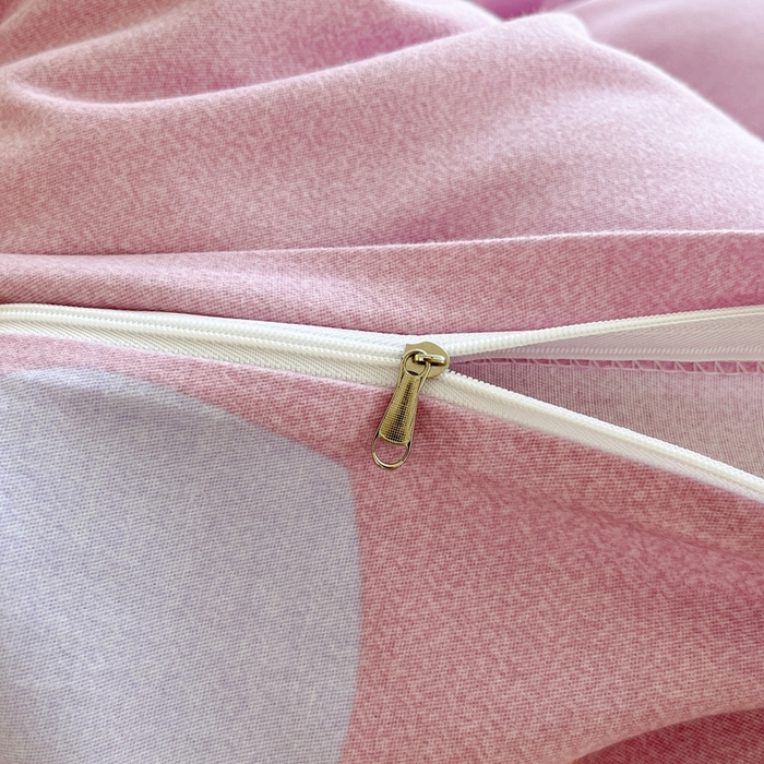 91家纺网 家纺一手货源 找家纺 莱通家纺 2025新款新疆棉加厚生态磨毛印花四件套 怦然心动