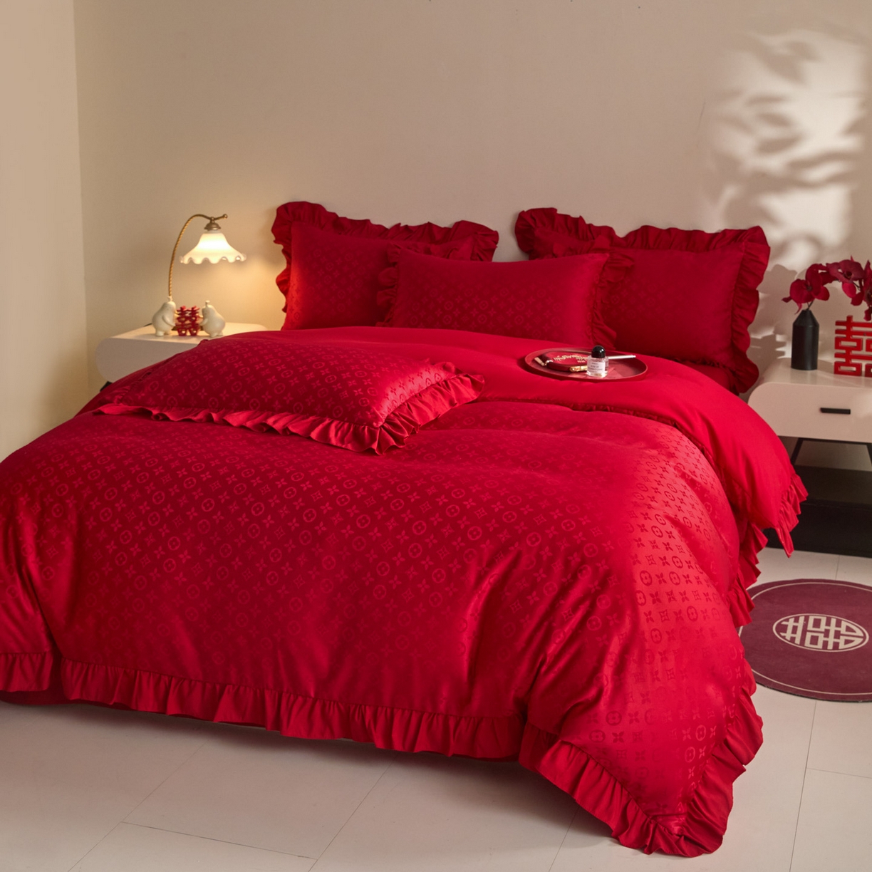 91家纺网 家纺一手货源 找家纺 （总）千希家纺 2025新款亲肤舒适亮丝提花婚庆系列四件套