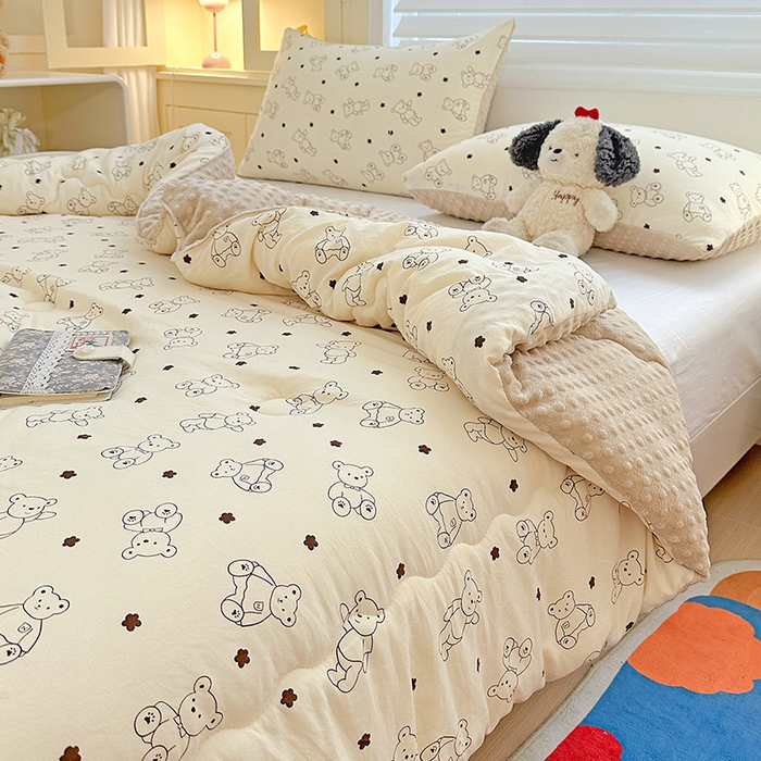 91家纺网 家纺一手货源 找家纺 Mata蔓塔家 2025新款亲肤舒适水洗棉豆豆被被子被芯 小熊院长