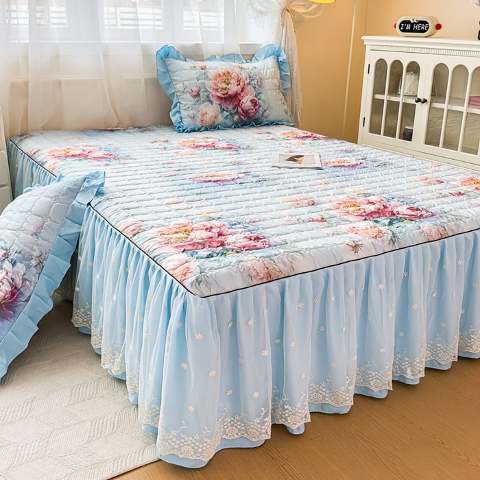 91家纺网 家纺一手货源 找家纺 家之硕家纺 2025春夏新款鹿锦棉蕾丝花边夹棉四件套 国色天香