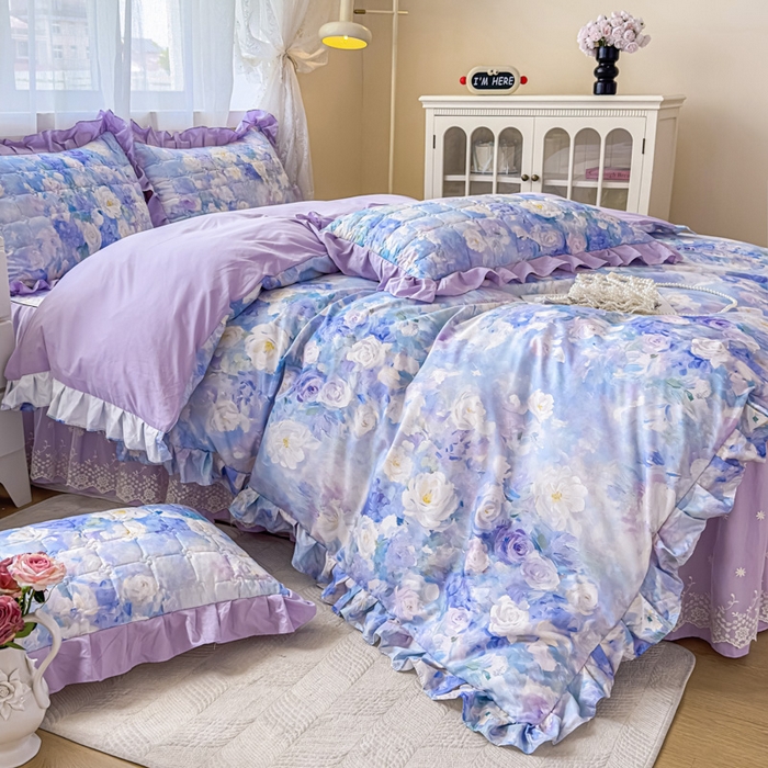 91家纺网 家纺一手货源 找家纺 家之硕家纺 2025春夏新款鹿锦棉蕾丝花边夹棉四件套 花香四溢