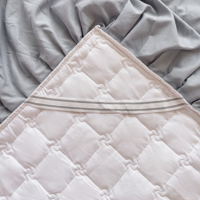 91家纺网 家纺一手货源 找家纺 家之硕家纺 2025春夏新款鹿锦棉蕾丝花边夹棉四件套 静若繁花