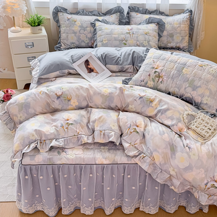 91家纺网 家纺一手货源 找家纺 家之硕家纺 2025春夏新款鹿锦棉蕾丝花边夹棉四件套 静若繁花