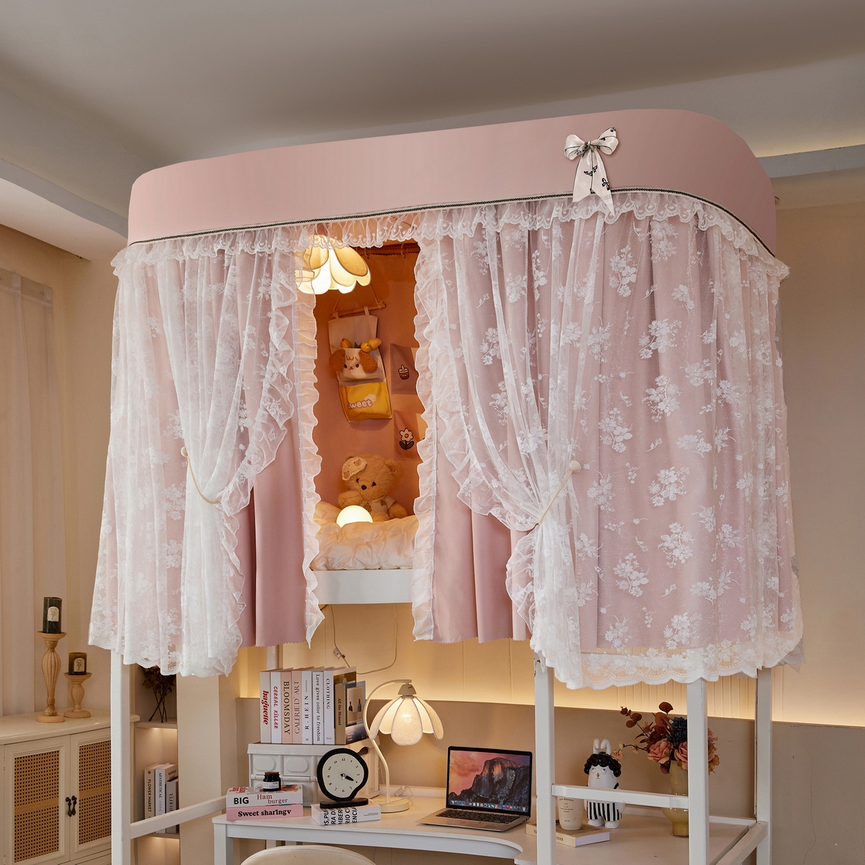 91家纺网 家纺一手货源 找家纺 （总）夏彩 2025新款学生新款雪纺蕾丝强遮光可升降U型轨道蚊帐