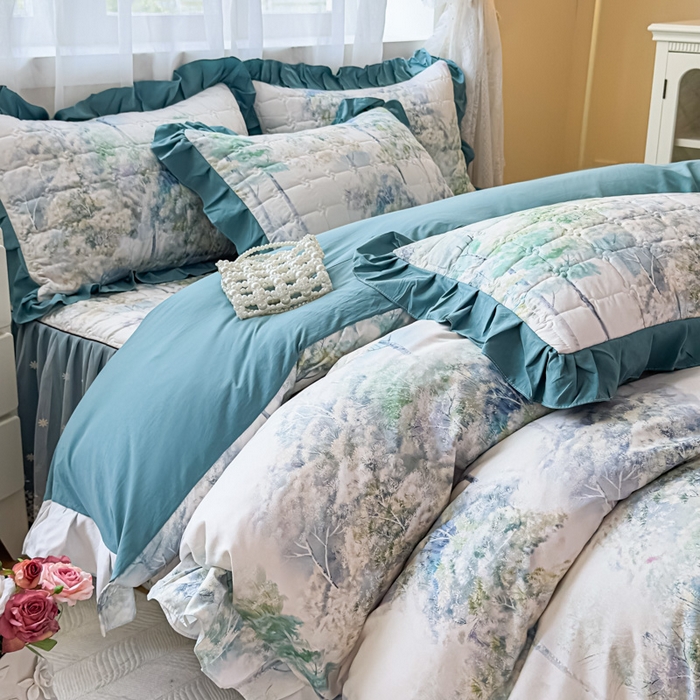 91家纺网 家纺一手货源 找家纺 家之硕家纺 2025春夏新款鹿锦棉蕾丝花边夹棉四件套 叶间芳华