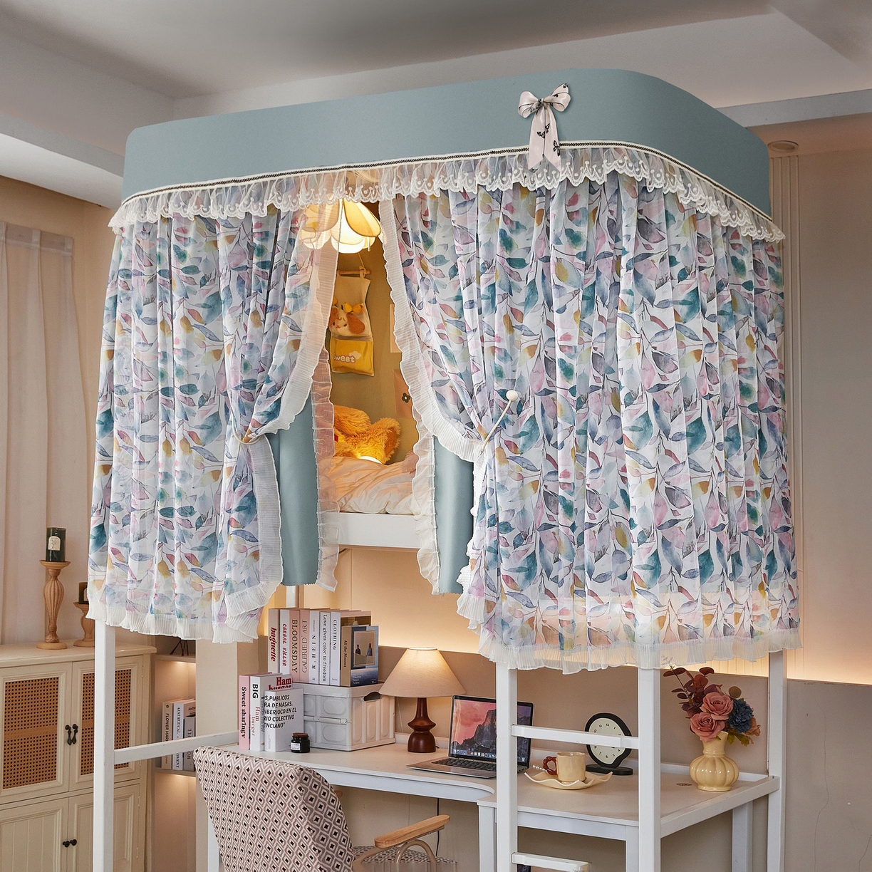 91家纺网 家纺一手货源 找家纺 夏彩 2025新款学生新款雪纺蕾丝强遮光可升降U型轨道蚊帐 茶悦时光