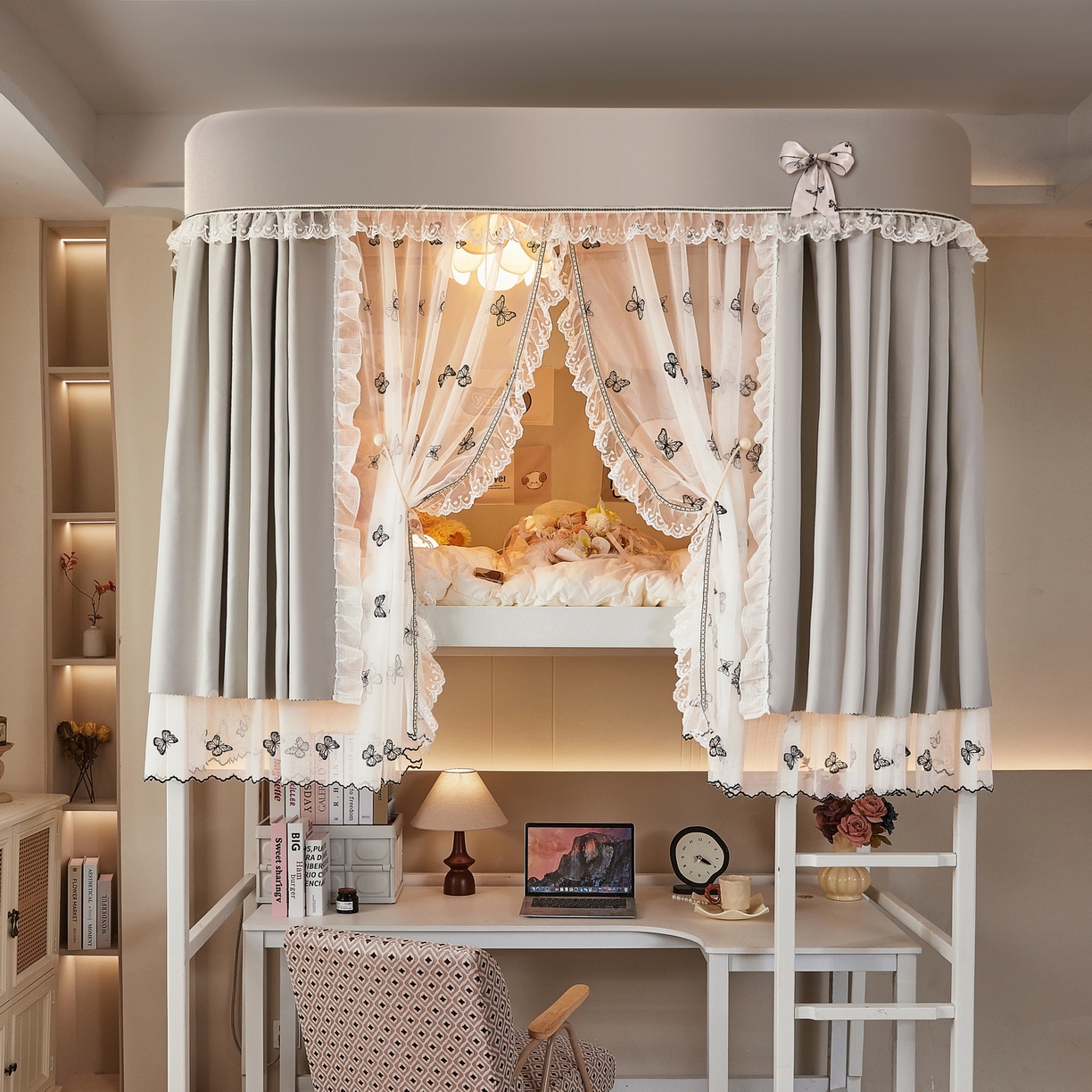 91家纺网 家纺一手货源 找家纺 夏彩 2025新款学生新款雪纺蕾丝强遮光可升降U型轨道蚊帐 蝴蝶花