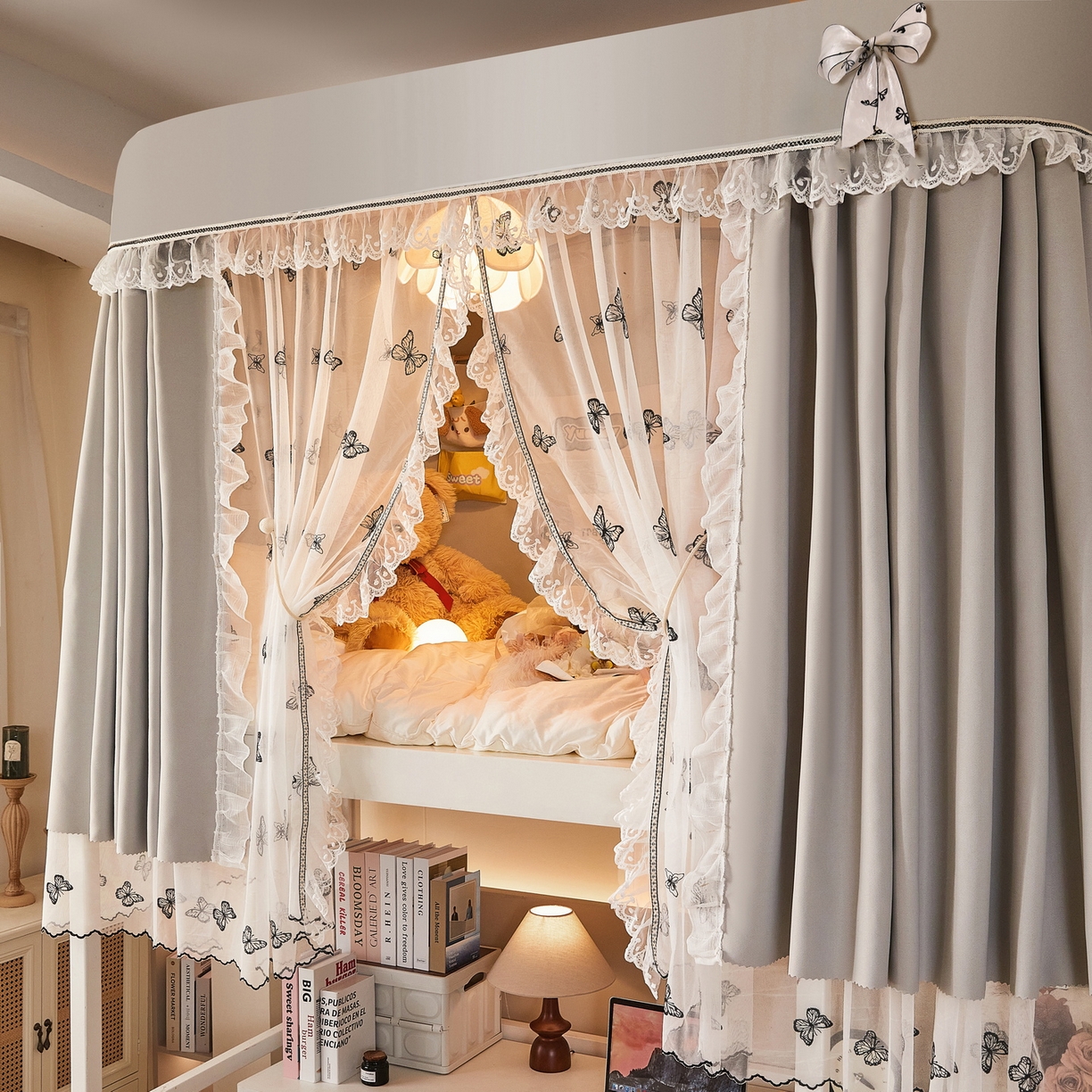 91家纺网 家纺一手货源 找家纺 夏彩 2025新款学生新款雪纺蕾丝强遮光可升降U型轨道蚊帐 蝴蝶花