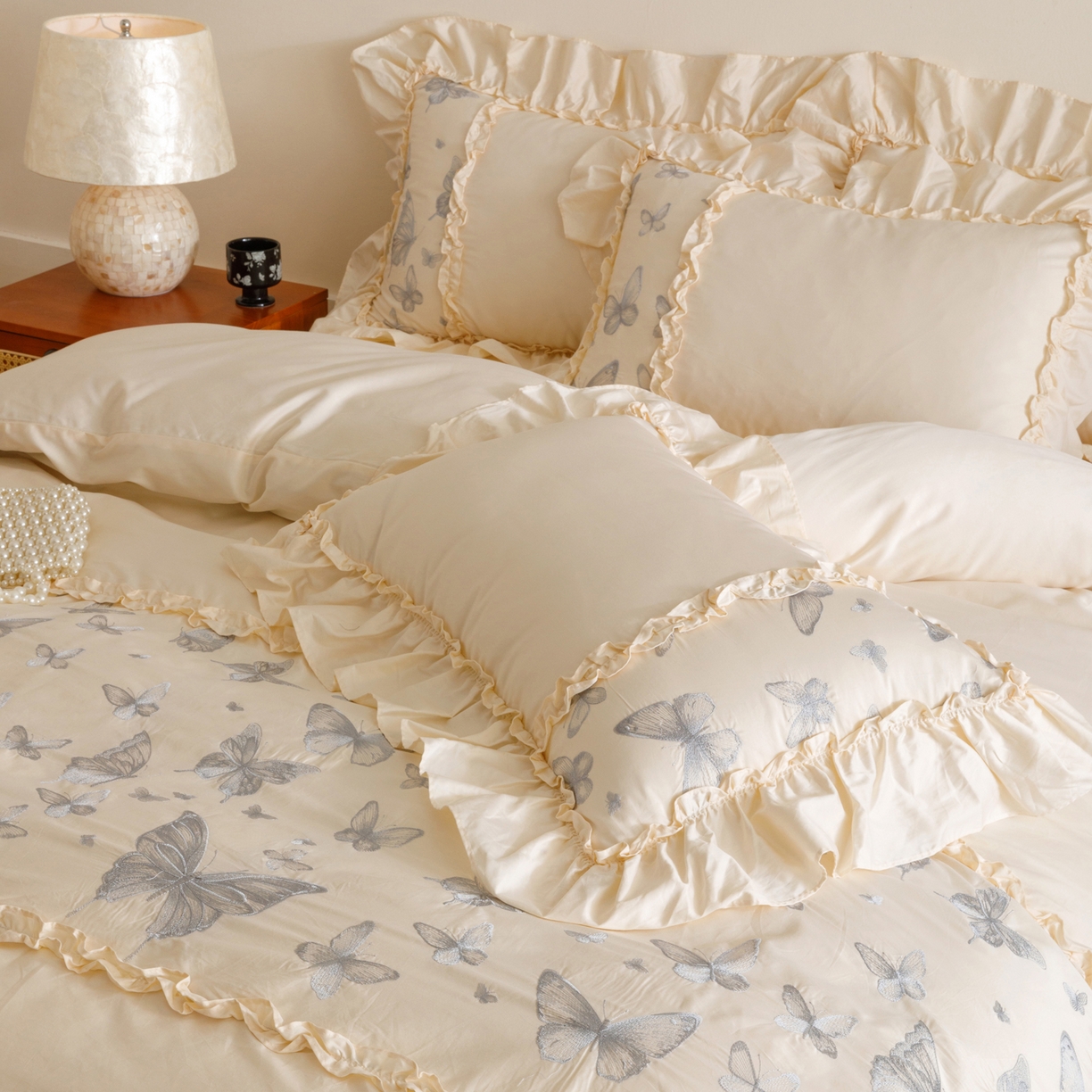 91家纺网 家纺一手货源 找家纺 沐棉家居 2025新款法式轻奢100支贡缎长绒棉四件套 轻舞