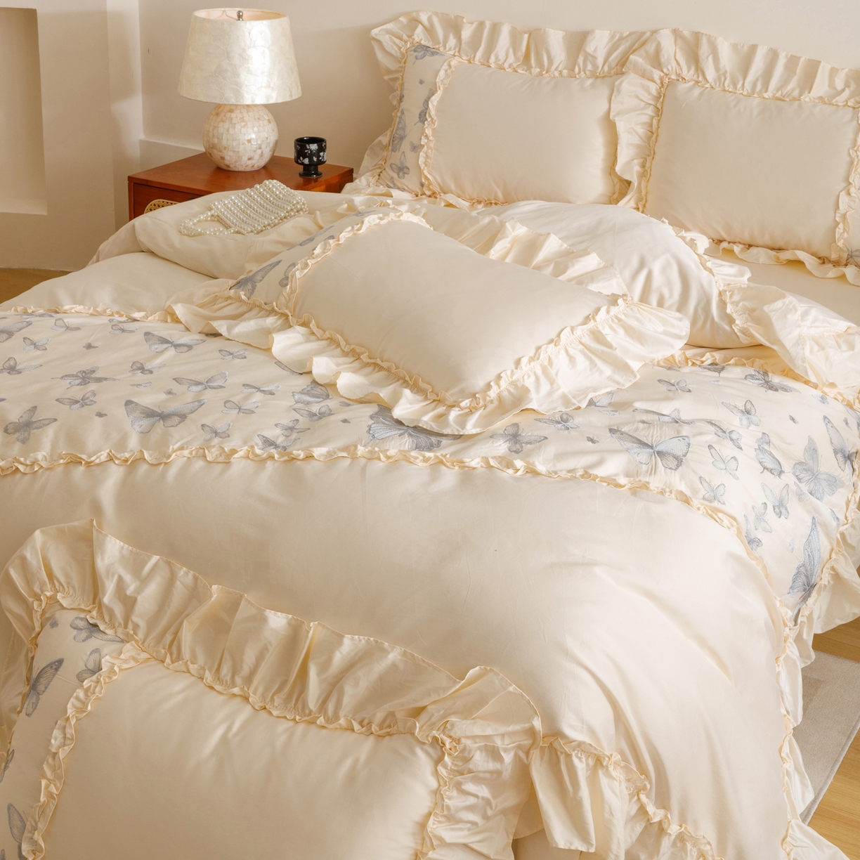 91家纺网 家纺一手货源 找家纺 沐棉家居 2025新款法式轻奢100支贡缎长绒棉四件套 轻舞