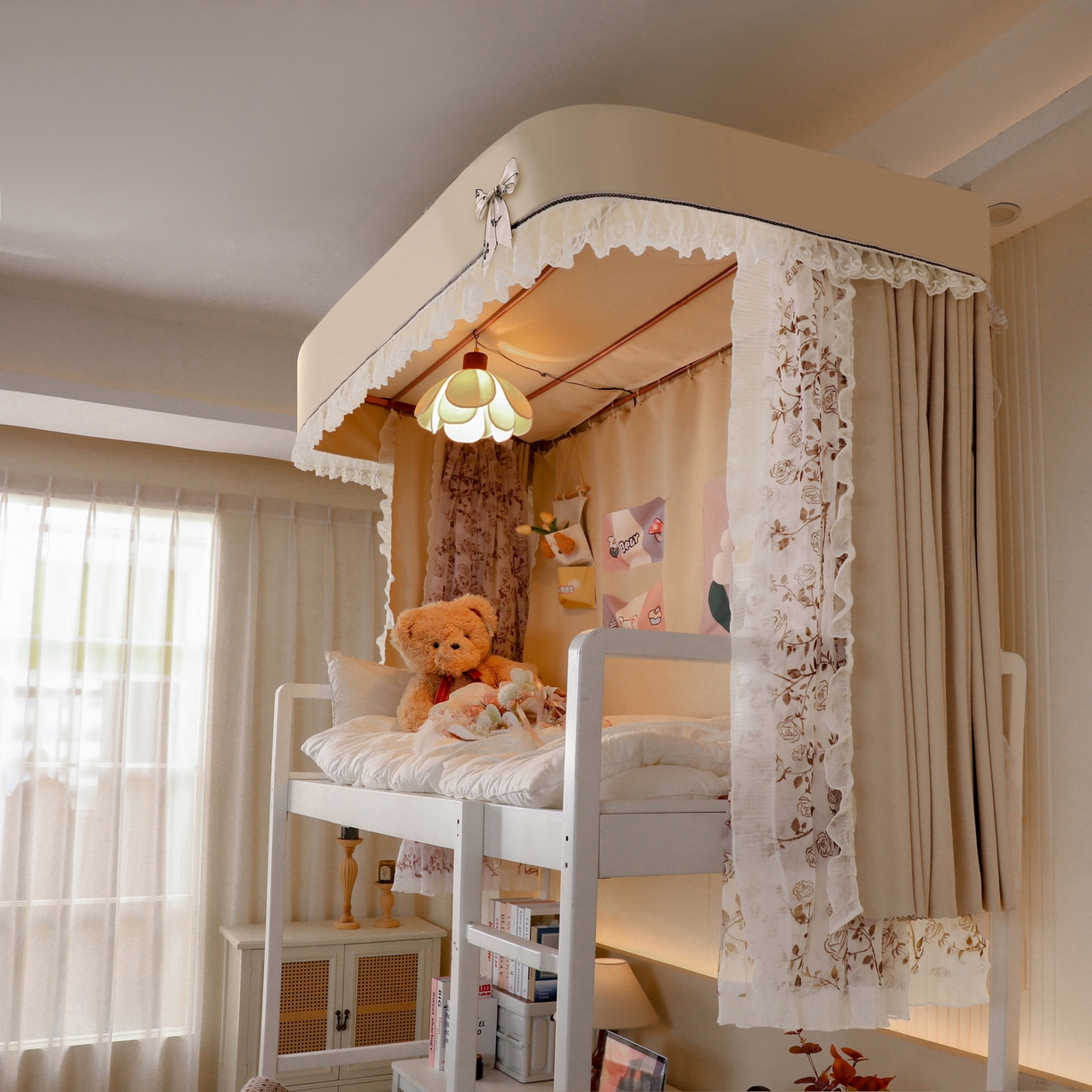 91家纺网 家纺一手货源 找家纺 夏彩 2025新款学生新款雪纺蕾丝强遮光可升降U型轨道蚊帐 甜心玫瑰