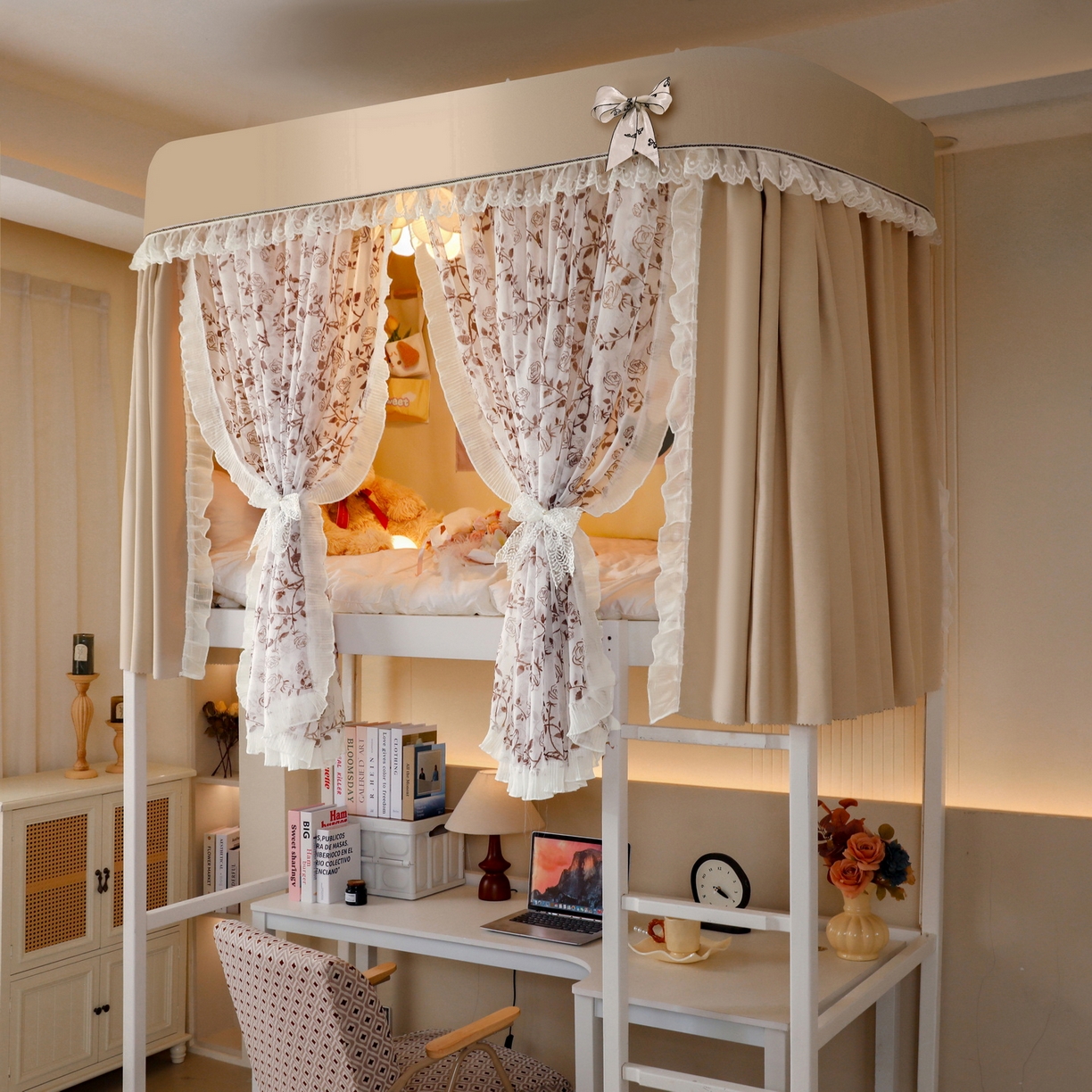 91家纺网 家纺一手货源 找家纺 夏彩 2025新款学生新款雪纺蕾丝强遮光可升降U型轨道蚊帐 甜心玫瑰