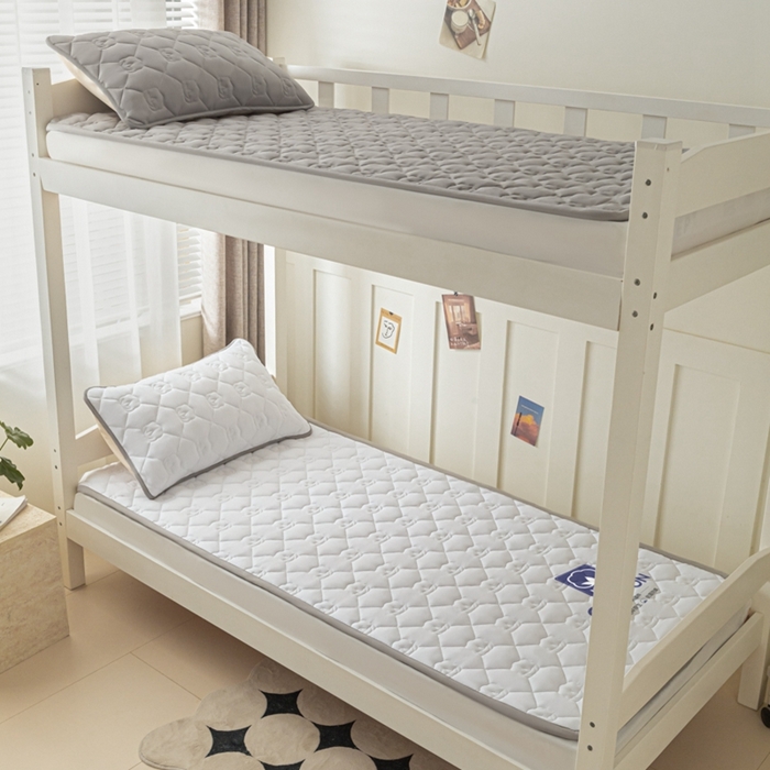 91家纺网 家纺一手货源 找家纺 老帅的工厂店2025新款A类水洗棉珩绣棉花床褥净白色