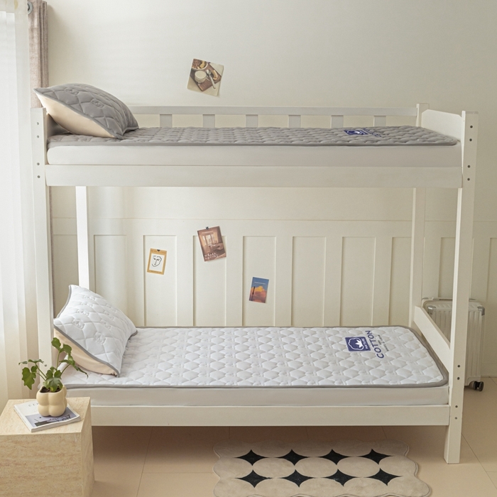 91家纺网 家纺一手货源 找家纺 老帅的工厂店2025新款A类水洗棉珩绣棉花床褥净白色