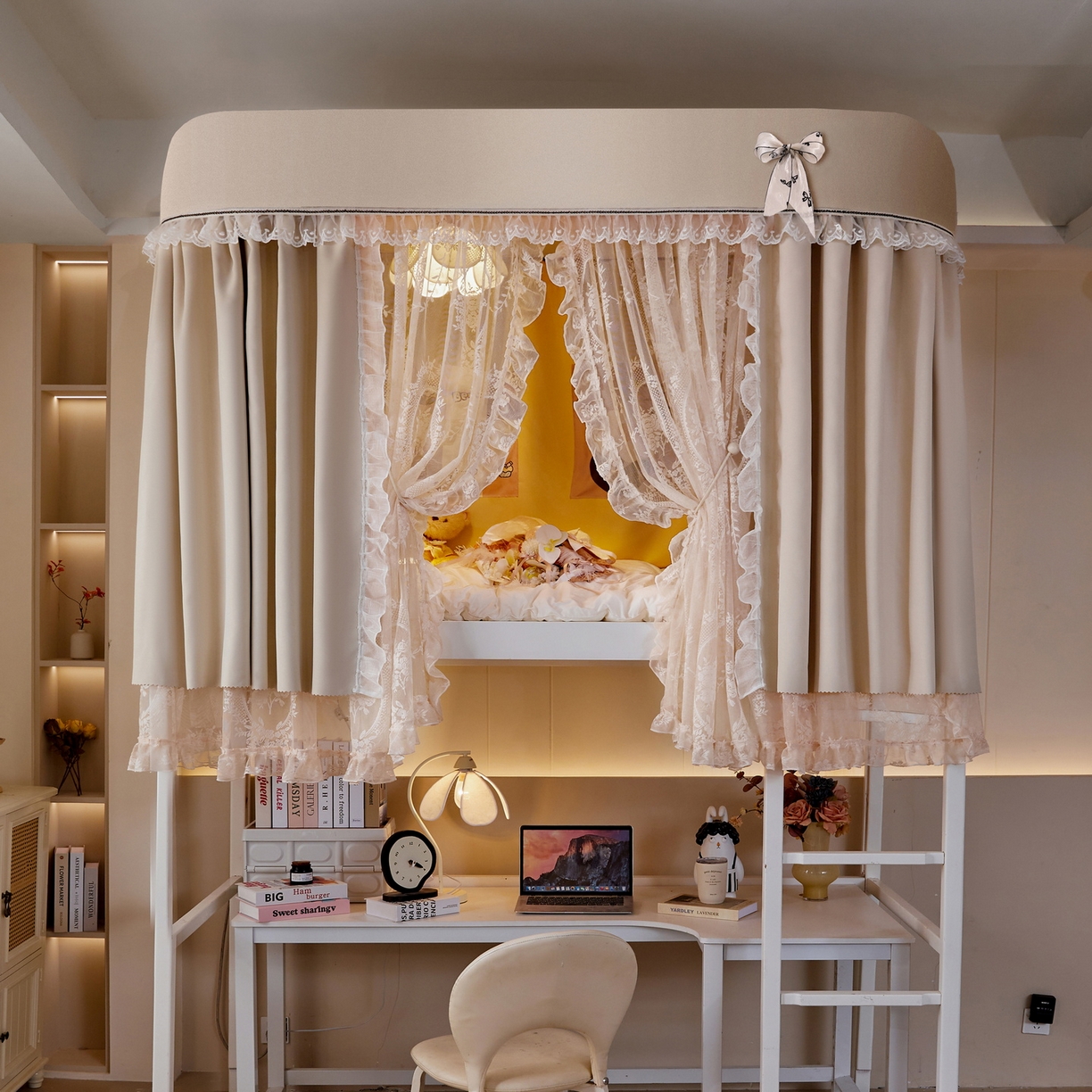 91家纺网 家纺一手货源 找家纺 夏彩 2025新款学生新款雪纺蕾丝强遮光可升降U型轨道蚊帐 悦色