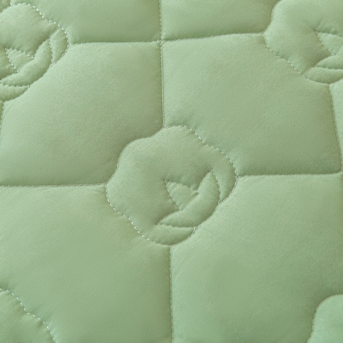 91家纺网 家纺一手货源 找家纺 老帅的工厂店2025新款A类水洗棉珩绣棉花床褥清新绿