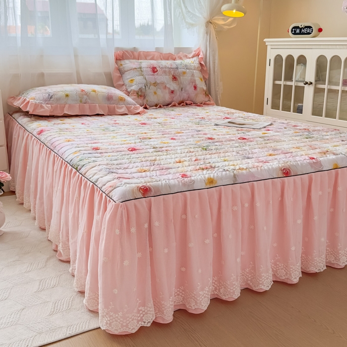 91家纺网 家纺一手货源 找家纺 家之硕家纺 2025春夏新款鹿锦棉蕾丝花边夹棉床裙单床裙床裙单件 洛香米