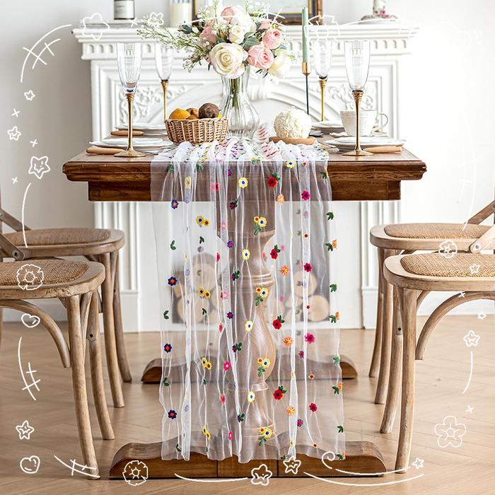 91家纺网 家纺一手货源 找家纺 南通大梧纺织 2025新款网纱绣花法式复古风小野花桌旗 小野花-白纱 70x460cm