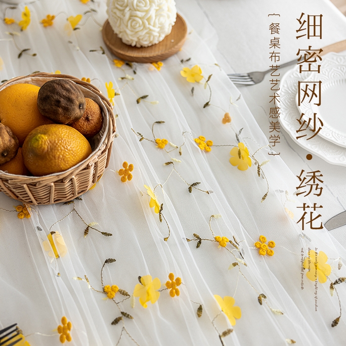 91家纺网 家纺一手货源 找家纺 南通大梧纺织 2025新款网纱绣花法式复古风小野花桌旗 丹桂-黄 定制宽70cm内少量/米