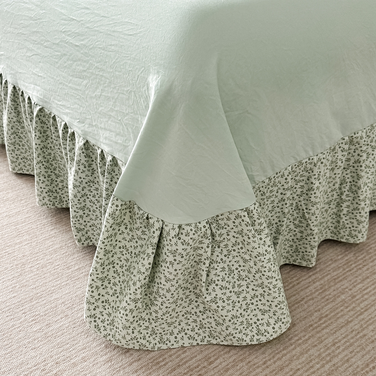 91家纺网 家纺一手货源 找家纺 梓之赫 2025新款斜纹棉AB床裙雪纺花边四件套 清新绿