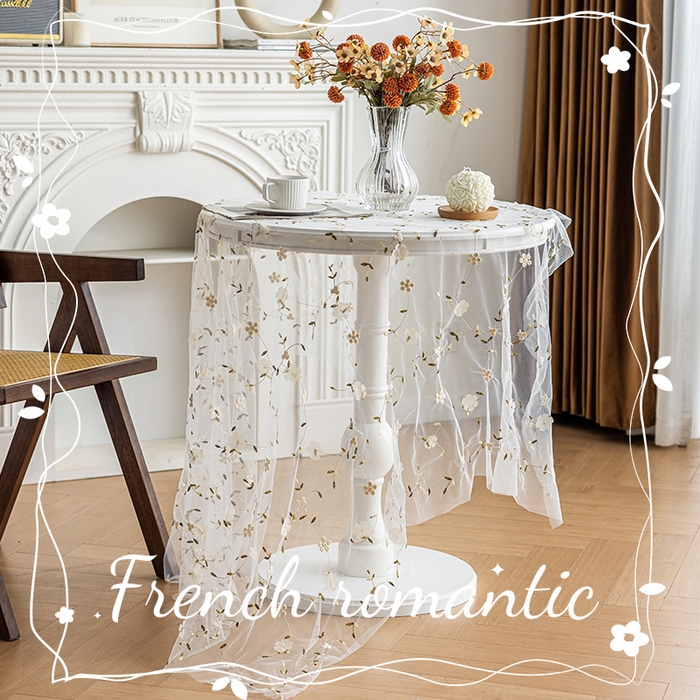 91家纺网 家纺一手货源 找家纺 南通大梧纺织 2025新款网纱绣花法式复古风小野花桌布 丹桂-白